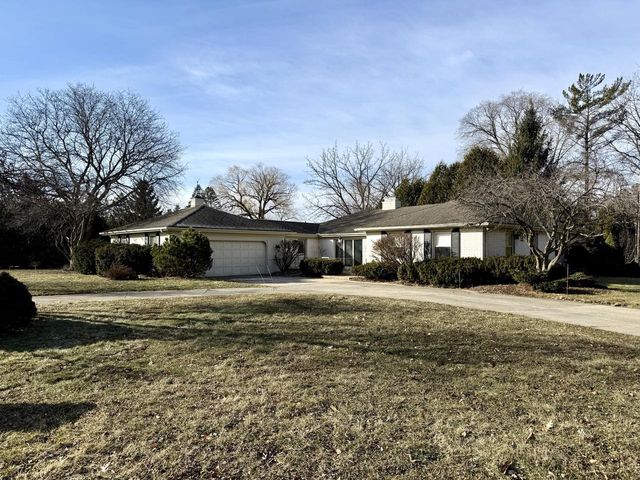 2365 Mary Beth COURT, Brookfield, WI 53005