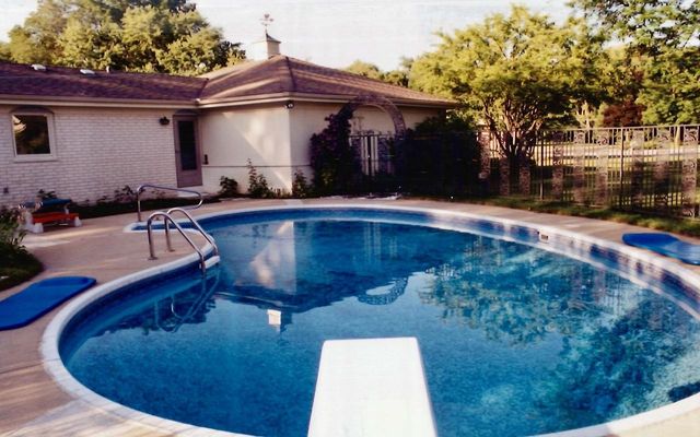 2365 Mary Beth COURT, Brookfield, WI 53005