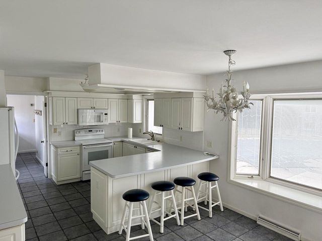 2365 Mary Beth COURT, Brookfield, WI 53005