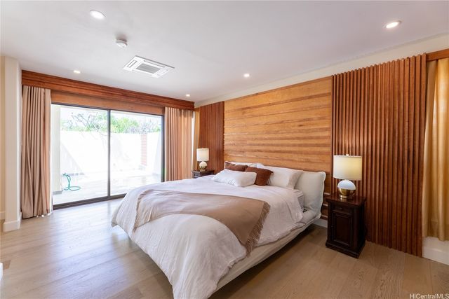 1632 Ihiloa Loop, Honolulu, HI 96821