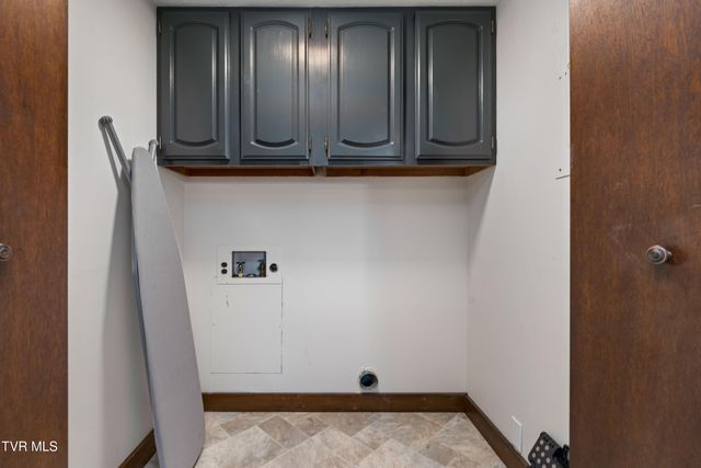 15 Crown Circle 15, Kingsport, TN 37660