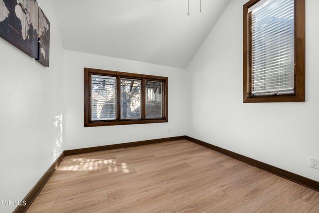 15 Crown Circle 15, Kingsport, TN 37660