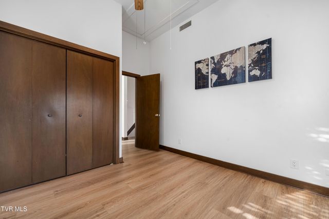 15 Crown Circle 15, Kingsport, TN 37660