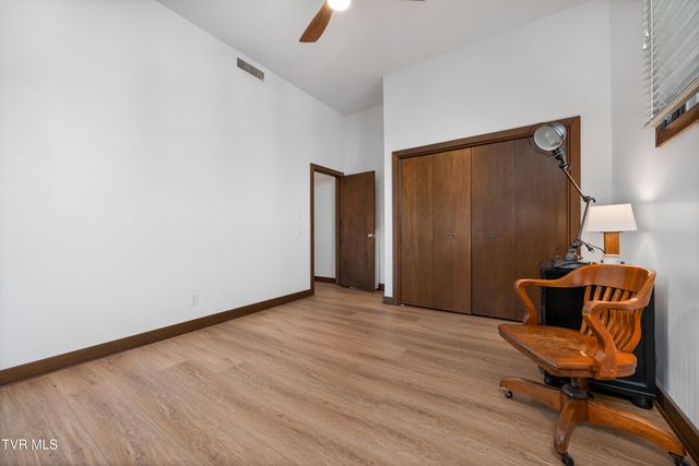 15 Crown Circle 15, Kingsport, TN 37660