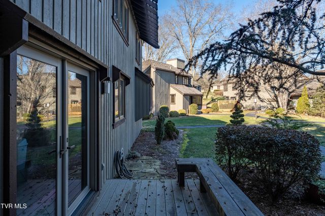 15 Crown Circle 15, Kingsport, TN 37660