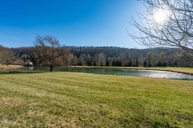 15 Crown Circle 15, Kingsport, TN 37660