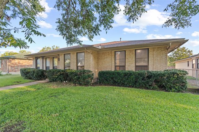 5823 Marview Lane, Dallas, TX 75227