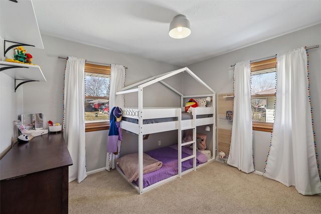 504 N 10th Street, Indianola, IA 50125