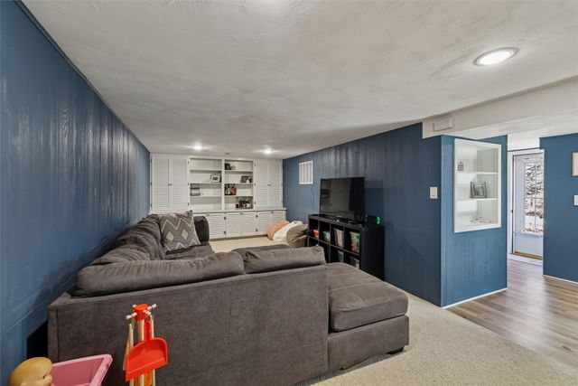 504 N 10th Street, Indianola, IA 50125