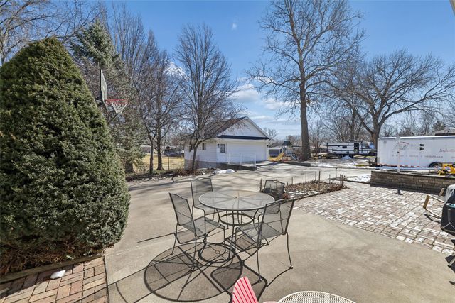 504 N 10th Street, Indianola, IA 50125