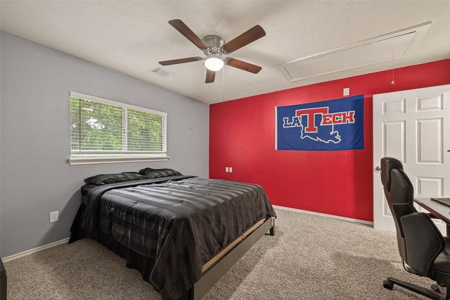 1936 Prairie Creek Drive, Pearland, TX 77581