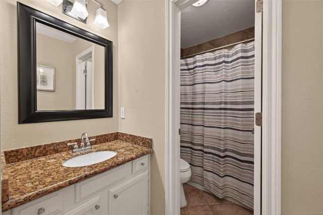 1936 Prairie Creek Drive, Pearland, TX 77581