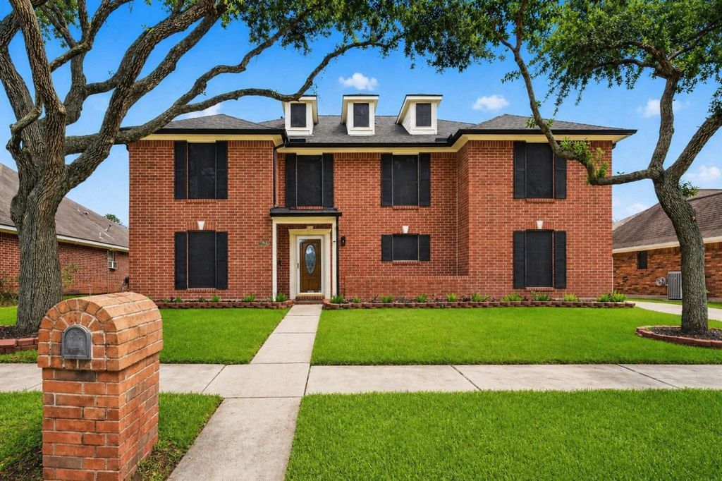 1936 Prairie Creek Drive, Pearland, TX 77581