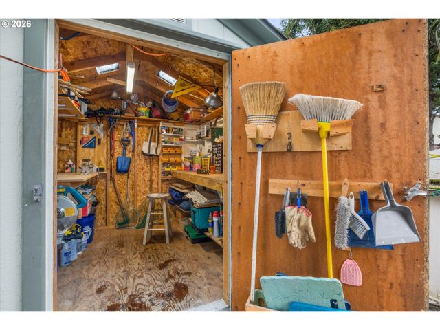 3500 Se CONCORD Rd 55, Milwaukie, OR 97267