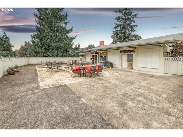 3500 Se CONCORD Rd 55, Milwaukie, OR 97267