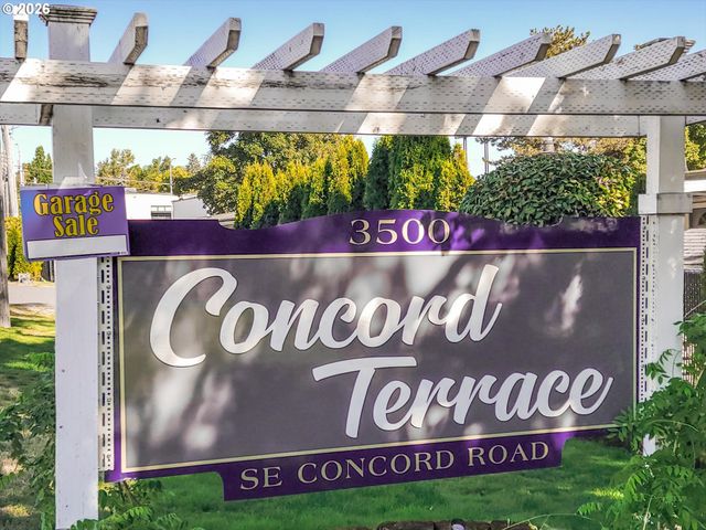 3500 Se CONCORD Rd 55, Milwaukie, OR 97267