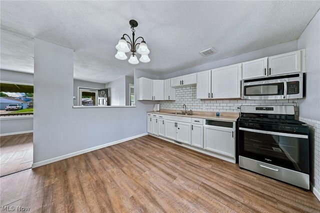 2123 G Street, Lorain, OH 44052