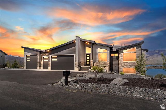 6260 E HAWKS LN, Huntsville, UT 84317