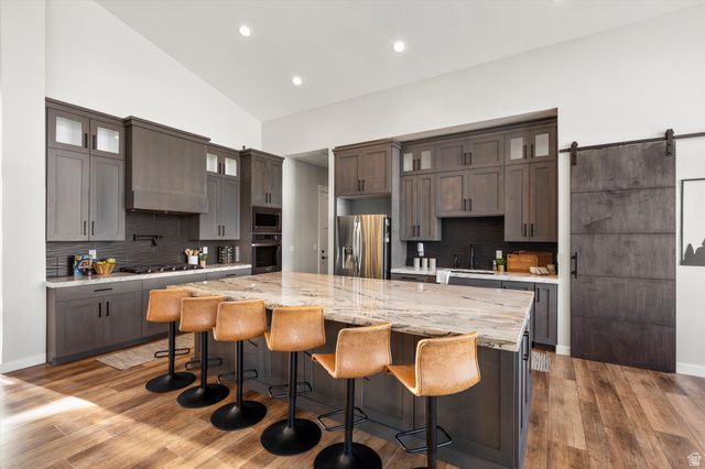 6260 E HAWKS LN, Huntsville, UT 84317