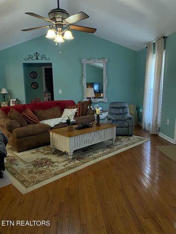 400 Oakhill Drive, Sweetwater, TN 37874