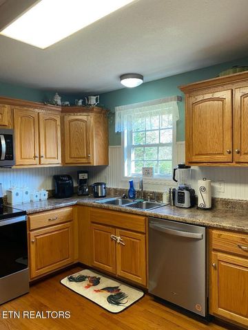 400 Oakhill Drive, Sweetwater, TN 37874