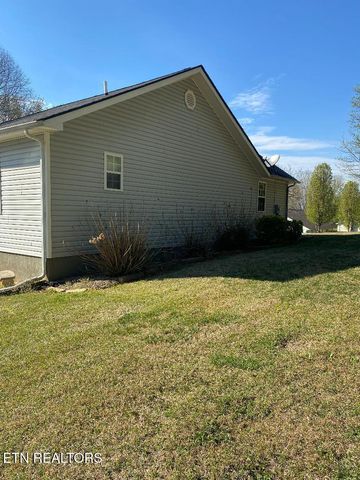 400 Oakhill Drive, Sweetwater, TN 37874