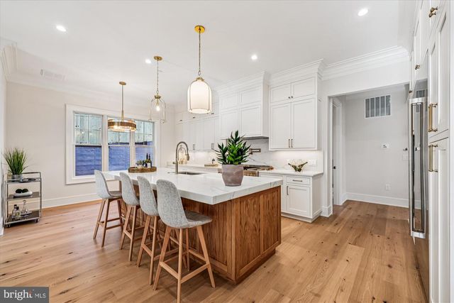 7904 ROCTON AVE, Chevy Chase, MD 20815