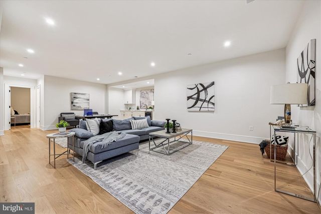 7904 ROCTON AVE, Chevy Chase, MD 20815