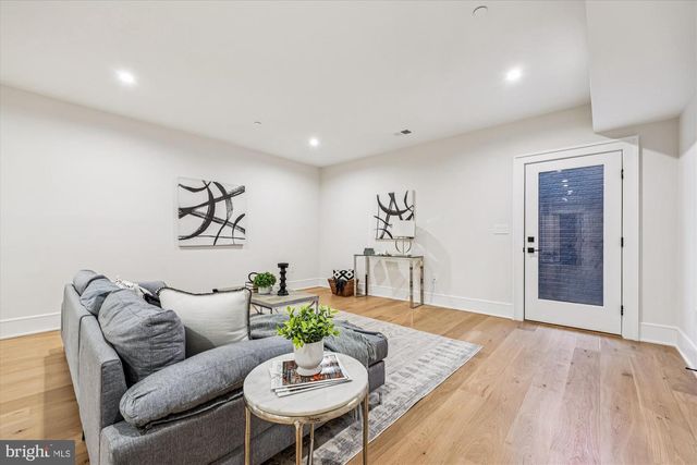 7904 ROCTON AVE, Chevy Chase, MD 20815