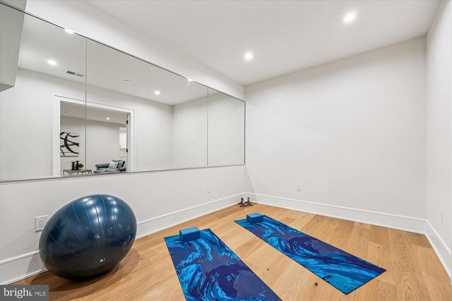 7904 ROCTON AVE, Chevy Chase, MD 20815