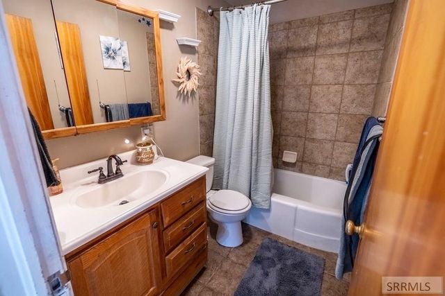 1125 S 3rd Avenue, Pocatello, ID 83201