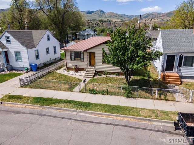 1125 S 3rd Avenue, Pocatello, ID 83201