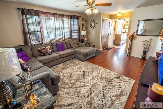 1125 S 3rd Avenue, Pocatello, ID 83201