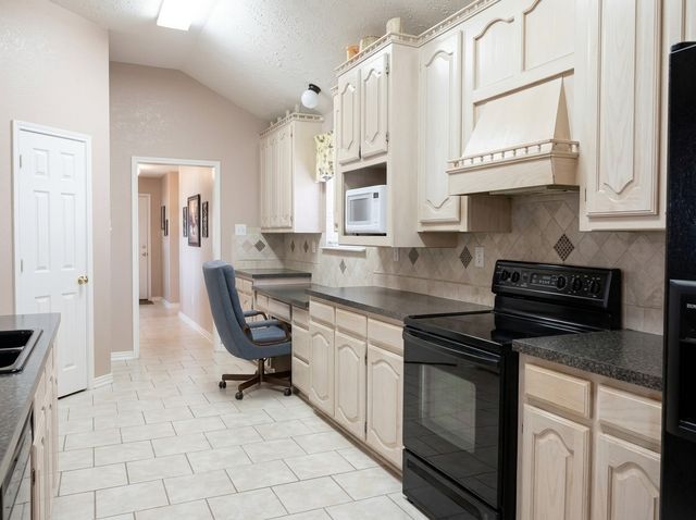 2306 Summit Drive, Mckinney, TX 75071