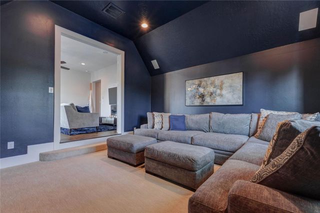 2111 Saxon Drive, Houston, TX 77018