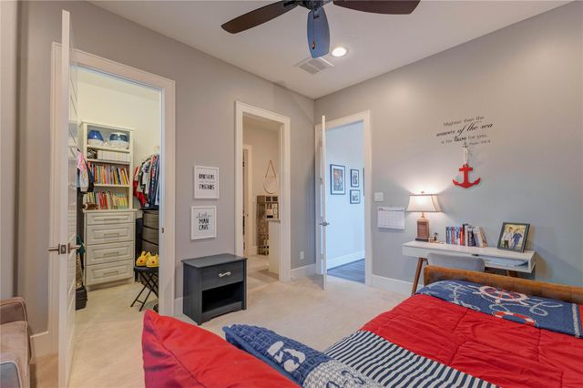 2111 Saxon Drive, Houston, TX 77018