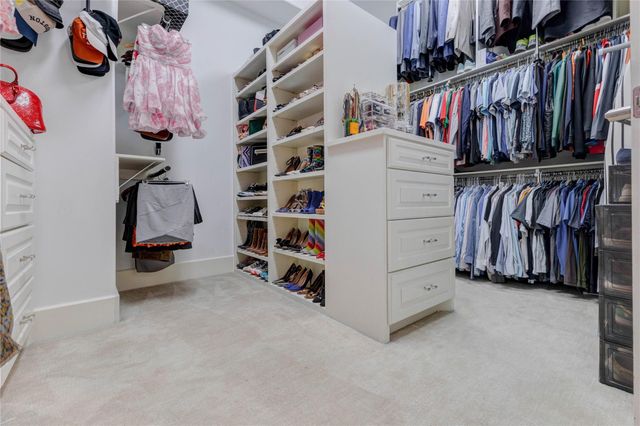 2111 Saxon Drive, Houston, TX 77018