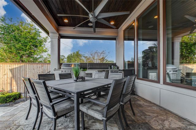 2111 Saxon Drive, Houston, TX 77018