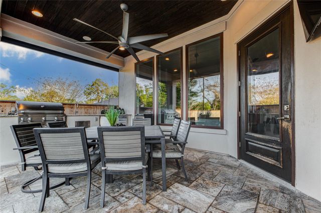 2111 Saxon Drive, Houston, TX 77018