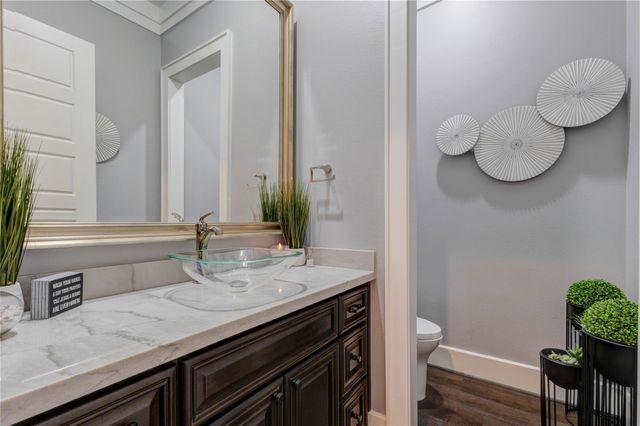 2111 Saxon Drive, Houston, TX 77018