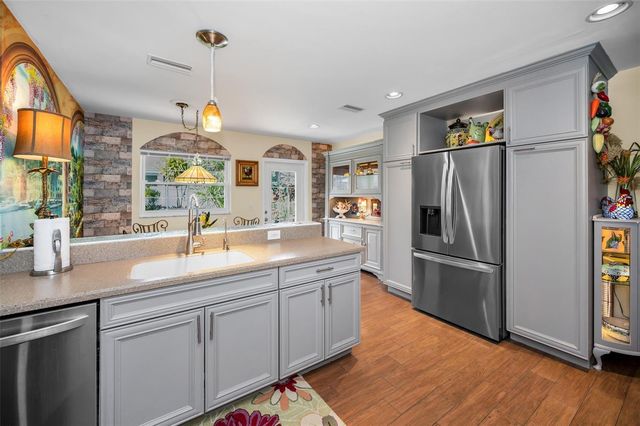 1031 ANCLOTE DRIVE, Tarpon Springs, FL 34689