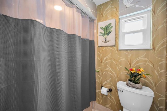 1031 ANCLOTE DRIVE, Tarpon Springs, FL 34689