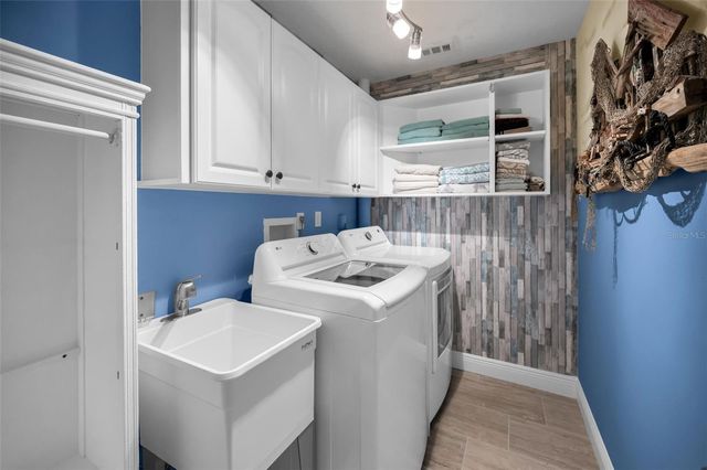 1031 ANCLOTE DRIVE, Tarpon Springs, FL 34689