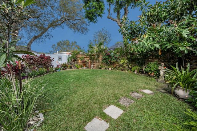 1031 ANCLOTE DRIVE, Tarpon Springs, FL 34689