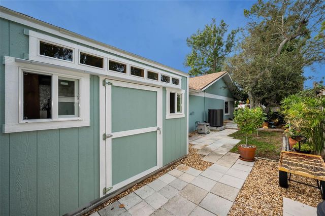 1031 ANCLOTE DRIVE, Tarpon Springs, FL 34689