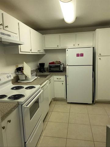 1800 Sans Souci Boulevard 402, North Miami, FL 33181