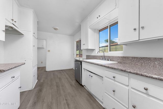 44841 5th Street, Lancaster, CA 93535