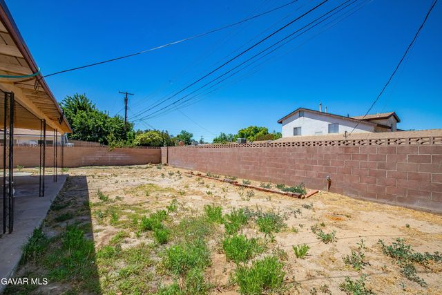 44841 5th Street, Lancaster, CA 93535