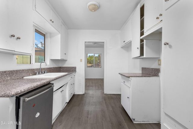 44841 5th Street, Lancaster, CA 93535