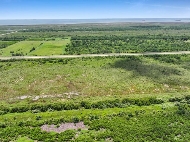 3075 Broadway, Port Bolivar, TX 77650